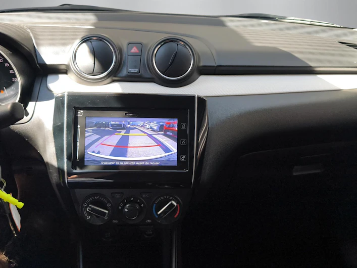 image du véhicule SUZUKI SWIFT