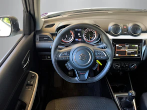 https://vehicle.imgix.net/4346199/5b93f3bc-2575-4010-bfe0-2f71877cf947.jpg