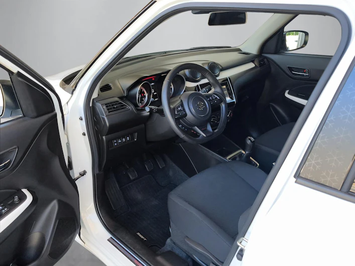 image du véhicule SUZUKI SWIFT