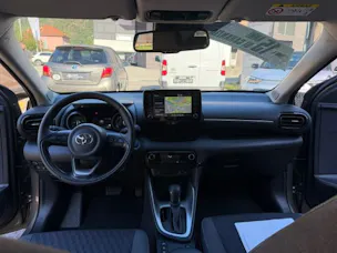 Toyota Yaris 1.5 VVT-i HSD Trend