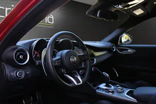 Alfa Romeo Giulia 2.2 D Q4 210 Veloce