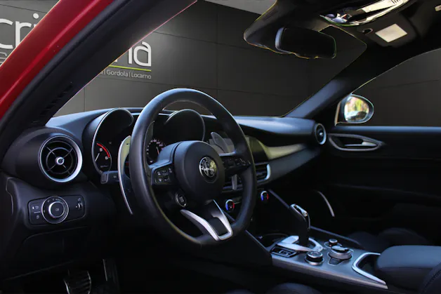 Alfa Romeo Giulia 2.2 D Q4 210 Veloce