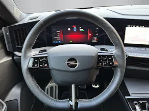 Opel Astra L 1.6 T PHEV 180 Swiss Plus