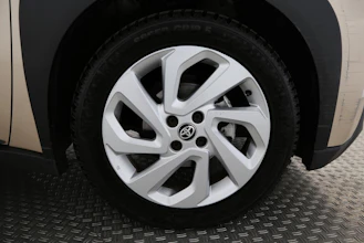 https://vehicle.imgix.net/4346338/73bb1276-b403-477d-b4e9-7d363531074b.jpg