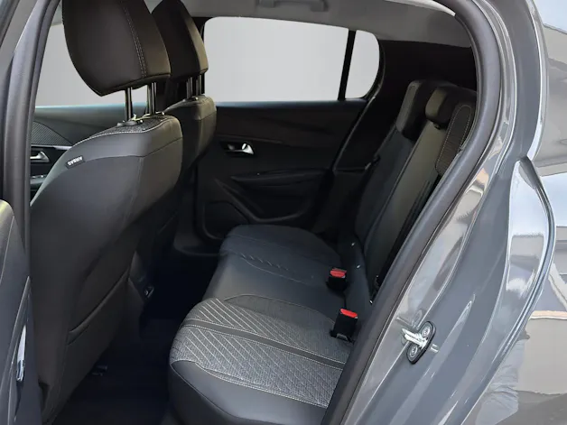 Peugeot 208 1.2 Hybrid Allure Premium