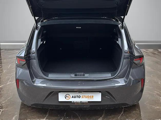 Opel Astra L 1.6 T PHEV Swiss Plus