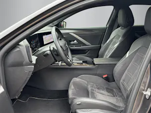 Opel Astra L 1.6 T PHEV Swiss Plus