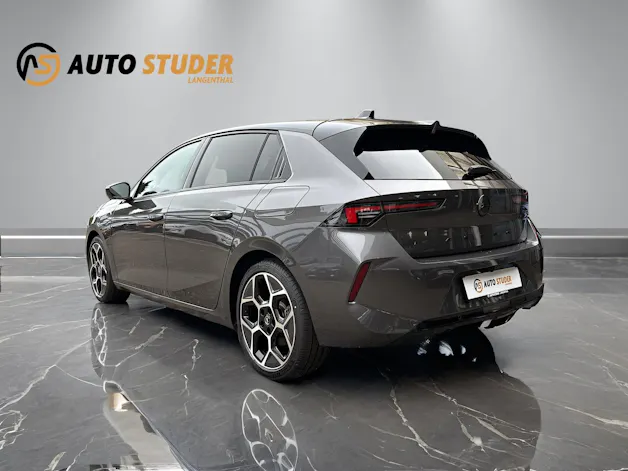 Opel Astra L 1.6 T PHEV Swiss Plus