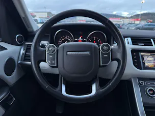 Land Rover Range Rover Sport 3.0 TDV6 SE