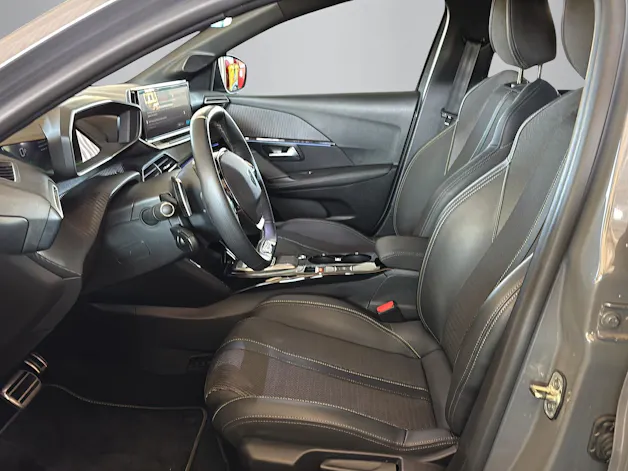 Peugeot 208 1.2 Hybrid 145 GT