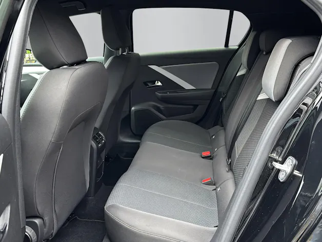 Opel Astra L 1.2 T Hybrid Edition