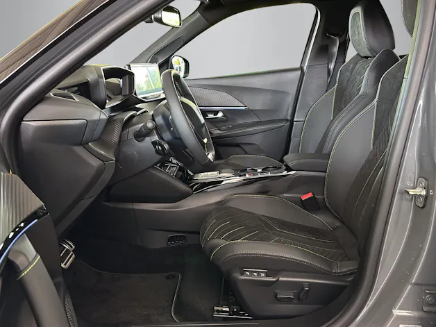 Peugeot 2008 1.2 Hybrid 145 GT
