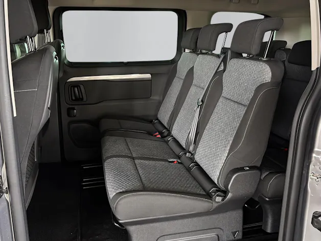 Peugeot Traveller 2.2 BlueHDi Family Edition S/S