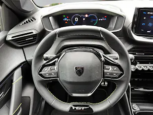 Peugeot 208 1.2 Hybrid 145 GT