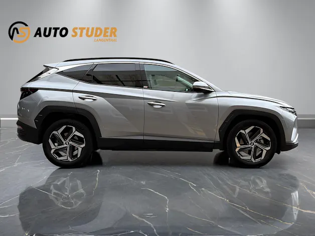Hyundai Tucson 1.6 T-GDi HEV Amplia 4WD