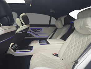 https://vehicle.imgix.net/4346468/6721de64-fcd9-4e28-a36a-cdd690454cde.jpg