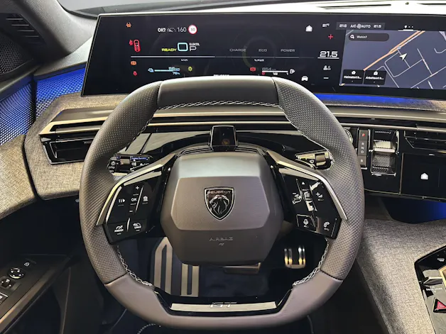 Peugeot 5008 1.6 PHEV 225 GT