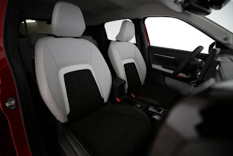 https://vehicle.imgix.net/4346498/a6043f7d-accb-401e-8fb7-481c8ebe848b.jpg