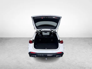 https://vehicle.imgix.net/4346512/8aa07703-5c35-47a8-96a8-6f0d5eae76f6.jpg