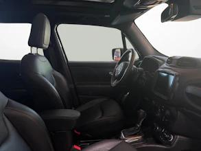 https://vehicle.imgix.net/4346550/1f8bc15a-d390-4ef2-94fc-9d4793cf0720.jpg