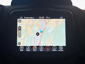 https://vehicle.imgix.net/4346550/80e84faf-141d-4f83-a8ad-a2697fb015fd.jpg