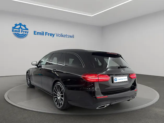 Mercedes-Benz E 220 d Swiss Star AMG Line 4matic Kombi