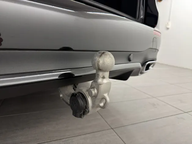 Mercedes-Benz E 220 d Swiss Star AMG Line 4matic Kombi