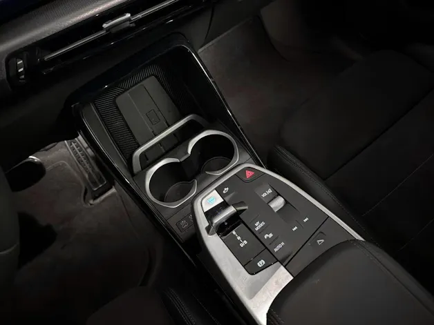 BMW iX2 30 xDrive M Sport
