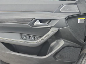 image du véhicule PEUGEOT 508 SW 1.6 Plug-in Hybrid4 PSE / ab 3,99% Leasing bei Abschluss einer Protect Autoversicherung