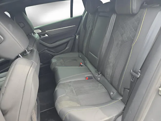 Peugeot 508 SW 1.6 Plug-in Hybrid4 PSE / ab 3,99% Leasing bei Abschluss einer Protect Autoversicherung