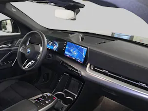 BMW iX2 30 xDrive M Sport