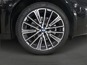 BMW iX2 30 xDrive M Sport