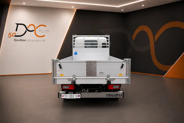 Isuzu M27 Kab.-Ch. E DR 3.0 Ddi