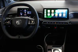 MG 3 1.5 Hybrid Luxury