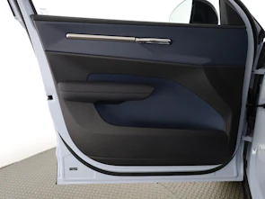 Fahrzeugbild VOLVO EX30 CC P8 Ultra AWD