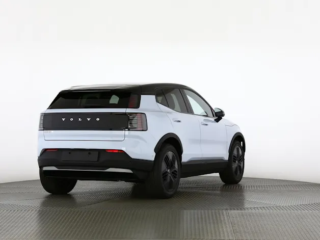 Volvo EX30 CC P8 Ultra AWD