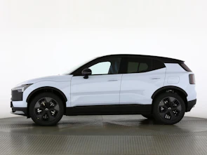 Fahrzeugbild VOLVO EX30 CC P8 Ultra AWD