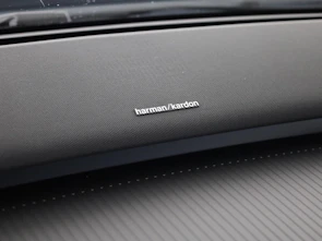 Fahrzeugbild VOLVO EX30 CC P8 Ultra AWD