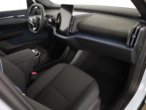 Fahrzeugbild VOLVO EX30 CC P8 Ultra AWD