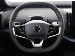 Fahrzeugbild VOLVO EX30 CC P8 Ultra AWD