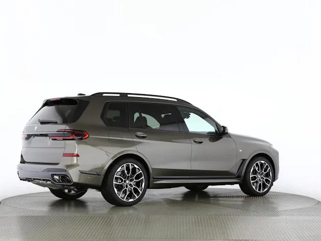 BMW X7 40i xDrive SAG