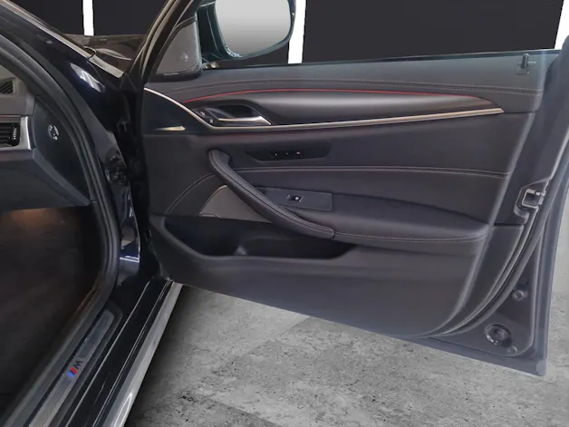 BMW 530d xDrive SAG Touring