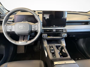 image du véhicule TOYOTA RAV4 2.5 HEV Premium