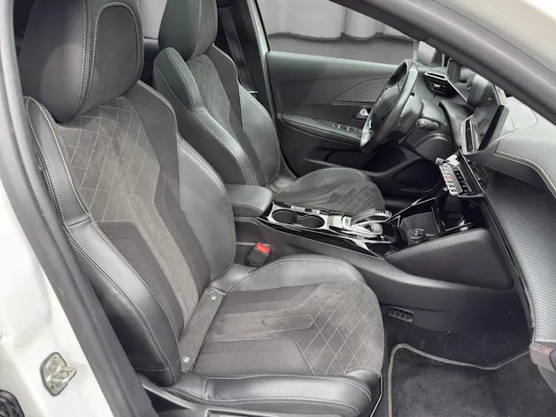 Peugeot 208 e-GT Pack