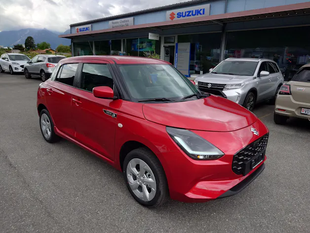 Suzuki Swift 1.2 Sakura Hybrid 4x4