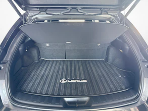 https://vehicle.imgix.net/4346756/13cdab01-1905-4910-87e6-aacb15f6e702.jpg