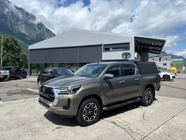 Toyota Hilux 2.8D 204PS Premium