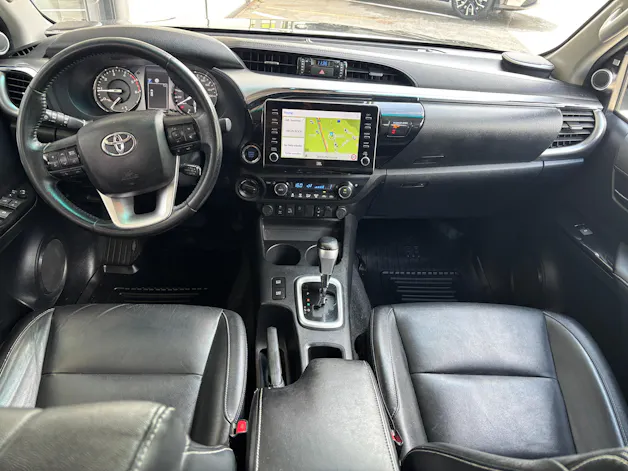 Toyota Hilux 2.8D 204PS Premium