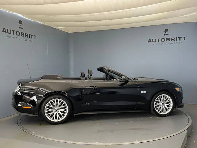 Ford Mustang Convertible 5.0 V8 GT