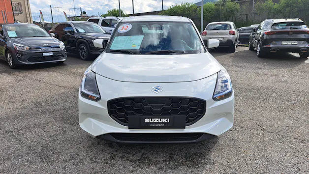 Suzuki Swift 1.2 Sakura Hybrid
